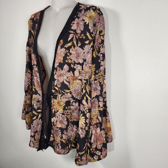 Maurices Womens Black Crochet Border Floral Print Kimono Size XL Tie Front Boho - Picture 5 of 13